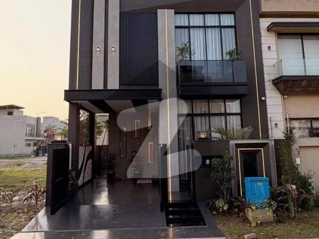Secure Your Future In Style A Premium 5 Marla Home Awaits Just One Click Away In Park View City Lahore Park View City