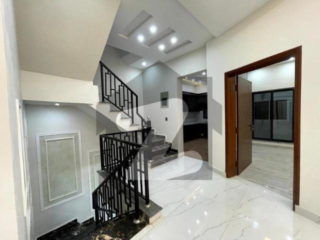 Secure Your Future In Style A Premium 5 Marla Home Awaits Just One Click Away In Park View City Lahore Park View City