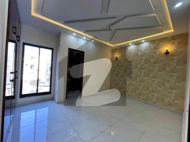 Secure Your Future In Style A Premium 5 Marla Home Awaits Just One Click Away In Park View City Lahore Park View City