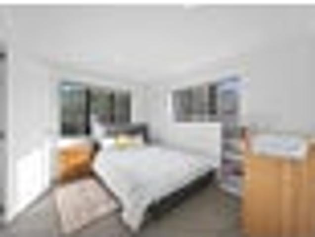 Secure Your Golden Circle Lifestyle Today