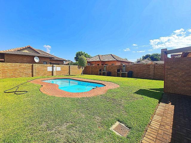 Security complex home to rent in Ellisras Lephalale
