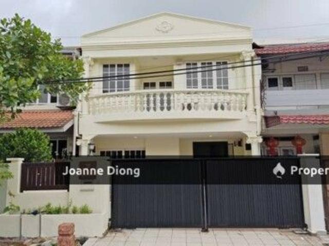 Sec 19 Double Storey Terrace House