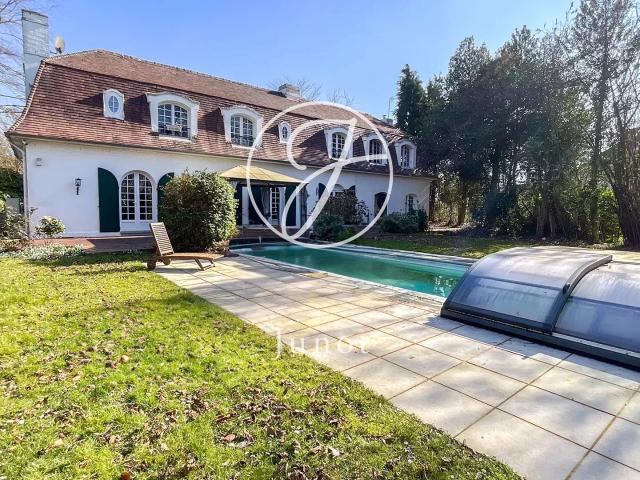 Seclin Maison à vendre 8 pièces 225,88 m² 5 chambres G
