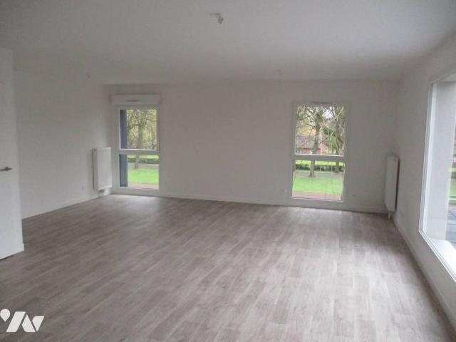 Seclin, voie de la Drève, apt T3 de 80m2 avec grande terrasse, garage et parking, 901€ et 120€ ch
