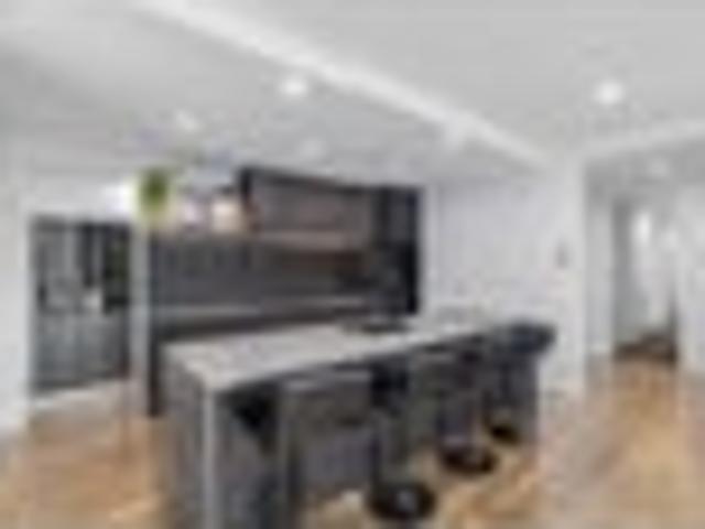 Secluded lifestyle living on four hectares