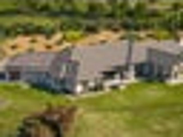 Secluded luxury estate with lifestyle appeal