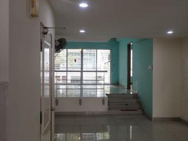Second floor 3R3B Renovated at Seri KembanganPuchong SouthSerdang