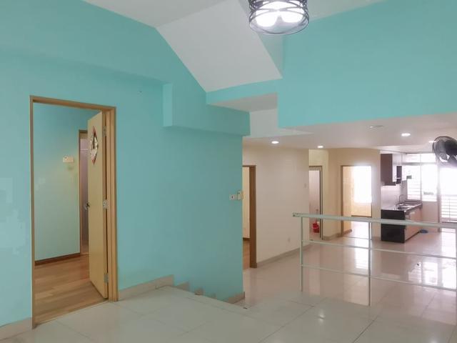Second floor 3R3B Renovated at Seri KembanganSerdangPuchong South