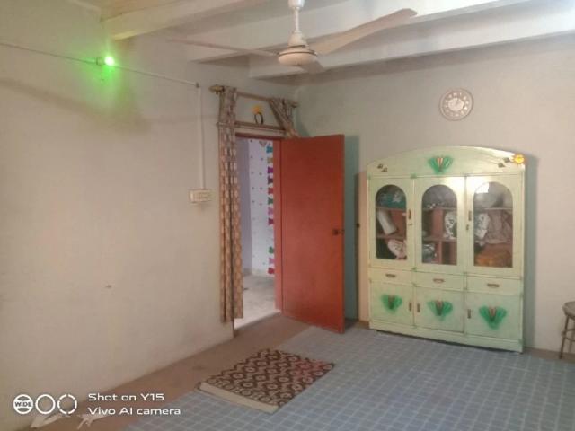 Second floor furnished available for Rent with beautiful roof top Only for Working women/girls at Bhittai Colony Karachi ID 87419