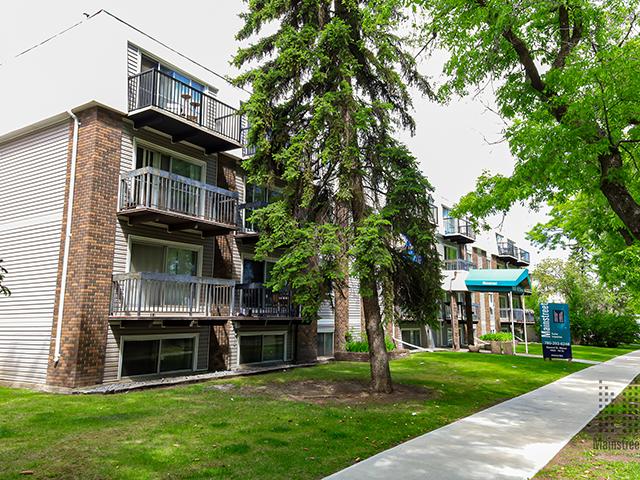 Second Street Manor 2 Bedroom Apartment for Rent at 10620 102 St Nw, Edmonton, AB T5H 2T5 Central McDougall