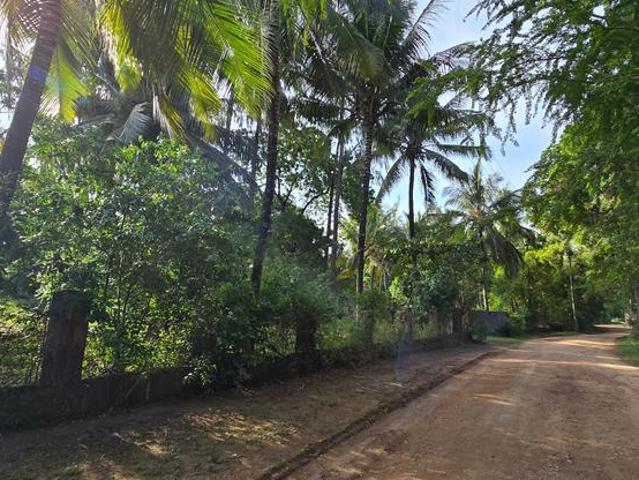 Second row from the beach, 1 acre plot on sale in Kikambala