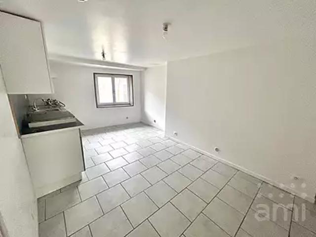 Secondigny 79130 Location appartement 3 pièces t3