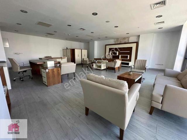 Secret House'dan Prejtijli Lokasyon Varyap Plaza Eşyalı Ofis