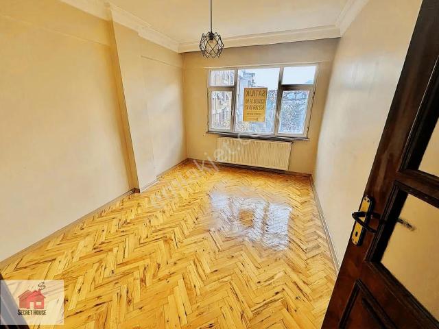 Secret House'dan Ticari Kullanımlı 2+1 Arakat