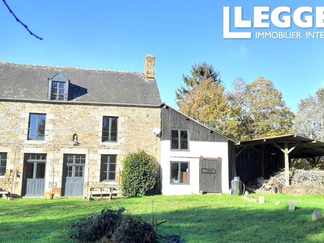 Séduisante longère 2/3 chambres, possible 4, atelier et hangar, 2274 m² de terrain près d’Antrain Val Couesnon