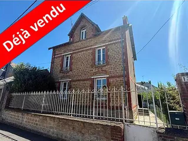 Sedan 08200 Achat / Vente maison 7 pièces t7 au dernier étage cave