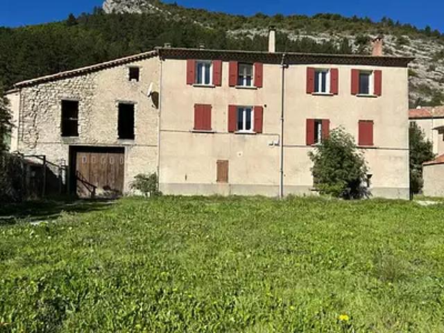 Séderon 26560 Achat / Vente immeuble jardin