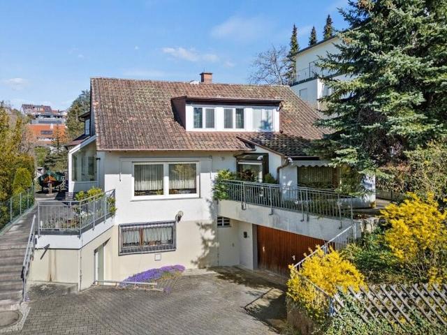 See und Bergsicht sehr ruhige Wohnlage freistehendes Einfamilienhaus mit viel Platz