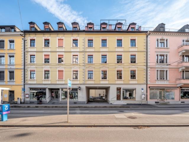 SEEBACHERHOF Attraktive Dachwohnung