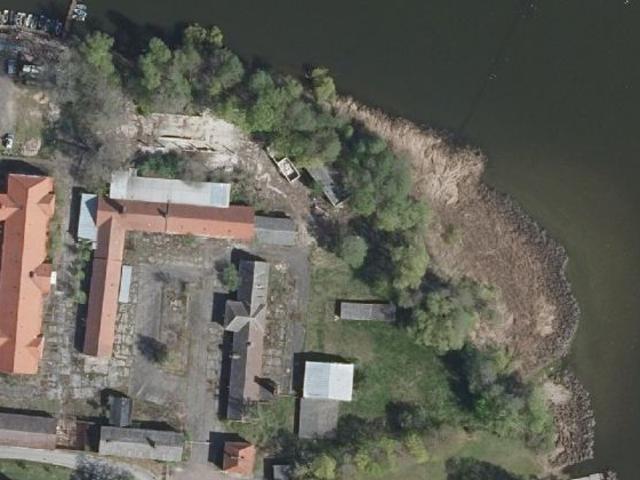 Seegrundstück mit DDR Fabrik 2 ha, jetzt mit neuem B Plan Potenzialanalyse vorhanden
