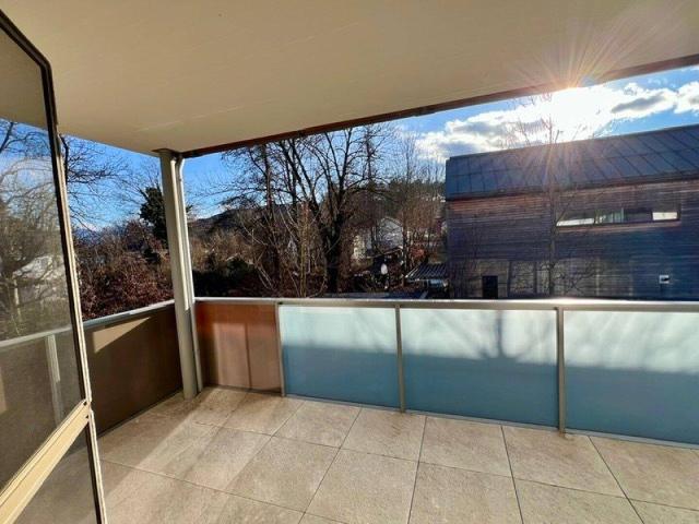Seenahe 2 Zi. Wohnung mit 18m² Balkon