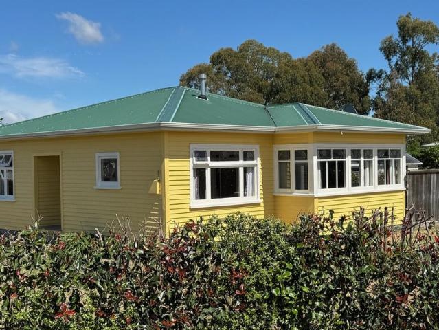 sefton, 3 bedrooms