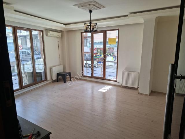 Sefaköy Kartaltepe'de Ulaşıma Yakın Geniş 100m² 2+1 Kiralık Dubleks⁠