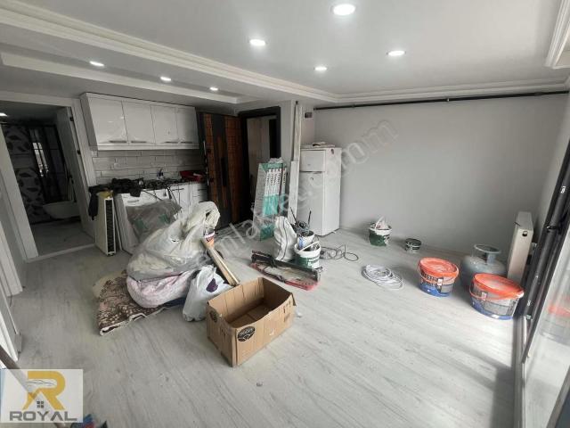 Sefaköy'de İçi Tadilatlı Amerikan Mutfak 2+1 Kiralık Daire