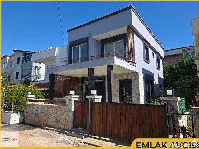SEFERİHİSAR DOĞANBEYDE SATILIK MÜSTAKİL VİLLA