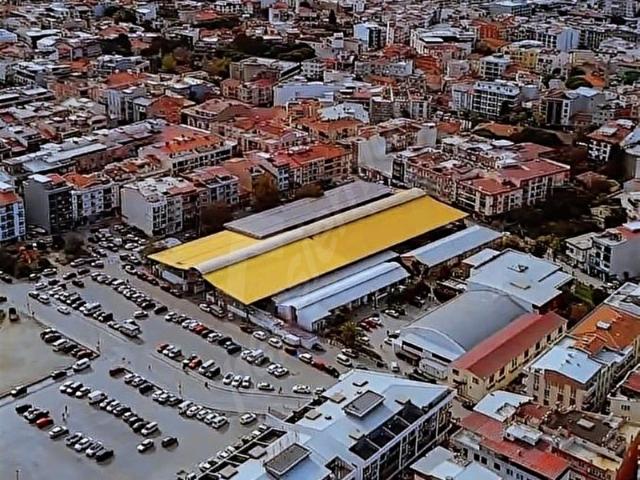 Seferihisar Tam Merkezde Geniş Doğalgazlı 2+1 Kiralık Daire