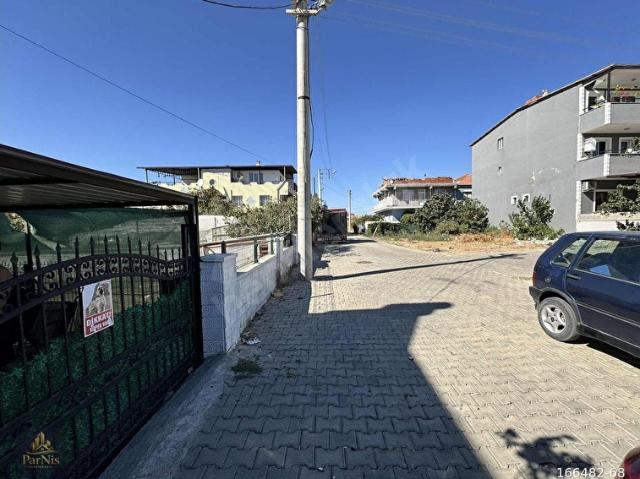 Seferihisar Ulamış'ta Ana Yol Üzeri İmarlı Villa Arsası