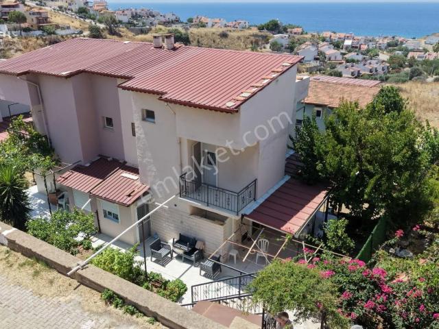 Seferihisar Atatürk Mah Satılık Deniz Manzaralı Uygun Villa