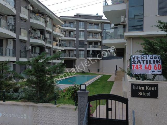 Seferihisar Camikebir Mahallesi – İklımkent Sitesi Havuzlu, Modern Ve Ferah 2+1 Daire