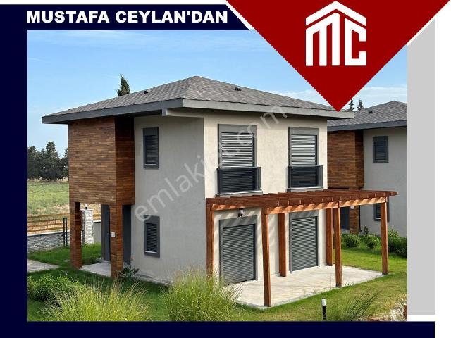 Seferihisar Doğanbeyde Müstakil Tek Evlerden Oluşan Site 3+1 Butik Sitede
