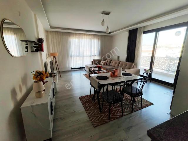 Seferihisar Merkezde Eşyalı 2+1 Daire