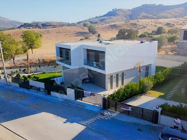 Seferihisarın Yükselen Değeri Kavakderede Satılık 170m2 Villa