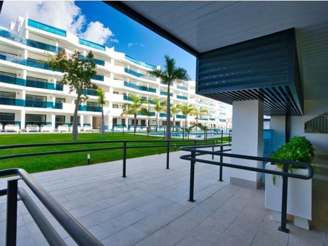 Segunda fase de complejo residencial de amplios apartamentos de 1, 2 y 3 dormitorios Las Lagunas