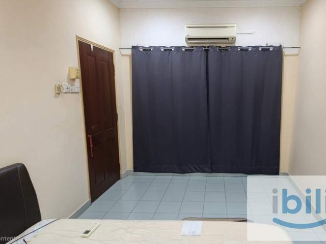 Segambut The Most Convenient Location Middle Room
