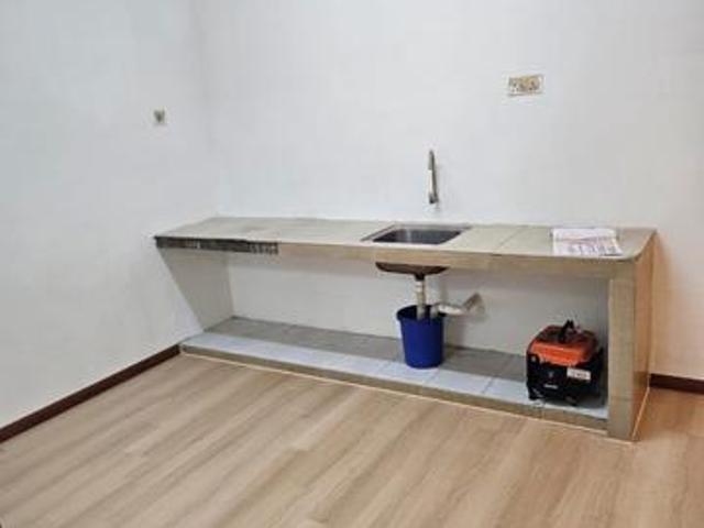 Segambut Landed Single Storey 6 Room Move In House for Rent