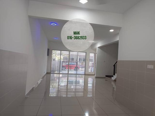 Segar Bandar Ainsdale Seremban 2 Sty House22x75 big sizenear mekar