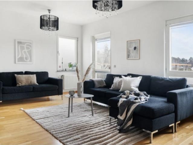 Segeltorp 2rok 12mån 16.100kr/mån