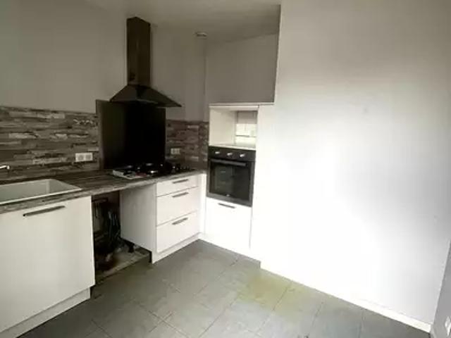 Segonzac 16130 Location appartement 3 pièces t3 au dernier étage