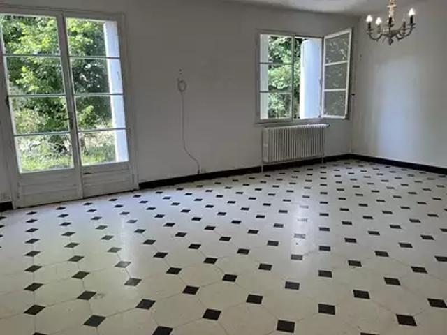 Segonzac 19310 Achat / Vente maison 7 pièces t7 parking
