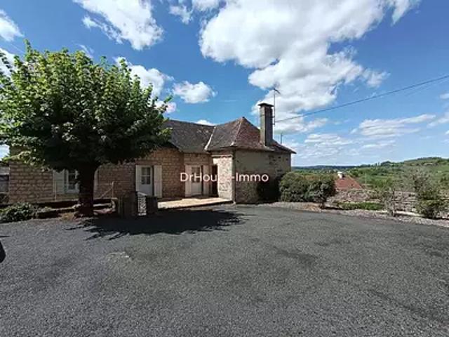 Segonzac 19310 Achat / Vente maison 5 pièces t5 terrasse parking