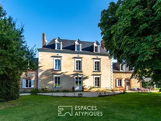 Segré en Anjou Bleu 49500 Achat / Vente maison 14 pièces t14 piscine parking