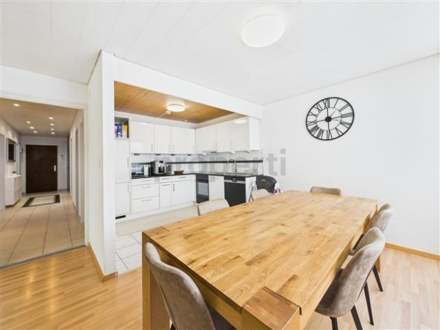 Sehr gepflegte 4.5 Zimmer Wohnung in Trimbach