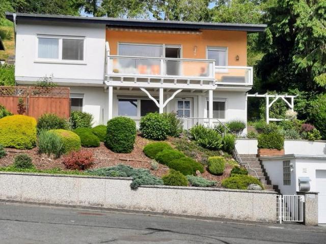 Sehr gepflegtes EFH in Rockenhausen mit Traumblick