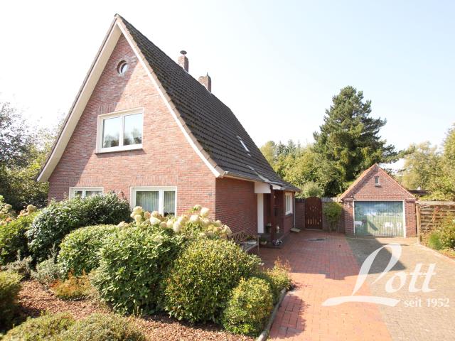 Sehr gepflegtes Einfamilienhaus in bester Ortslage von Augustfehn