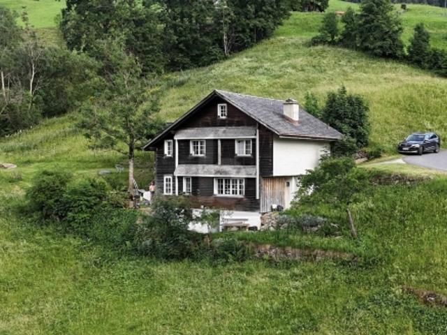 SEHR RUHIG UND NATURNAH