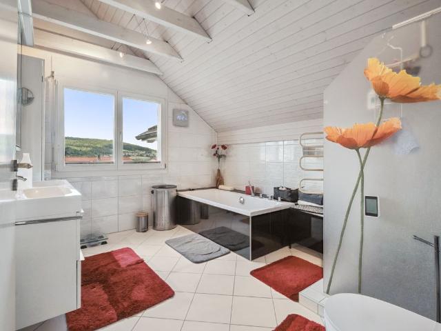 Sehr schöne und moderne 5.5 Zimmer Doppelhaushälfte mit 147m2 Nettowohnfläche | dreamo. Ch